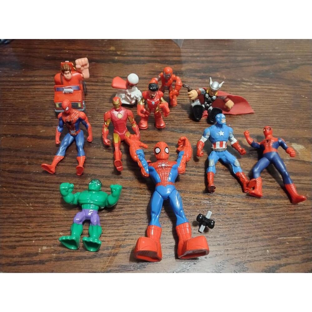 Marvel superheroes lot‎ of 9